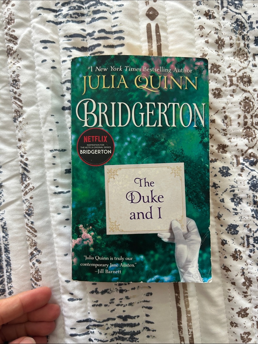 Julia Quinn Paperback Romance Novel - Teal Cover